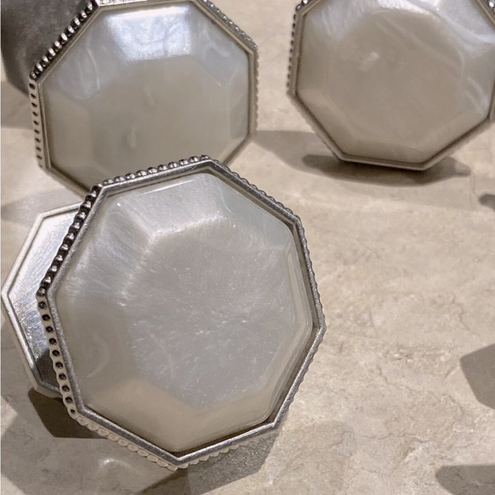 Liberty 1-1/2" Satin Nickel- Faux Capiz Insert Cabinet Knobs (12) P33755C-CPZ-C